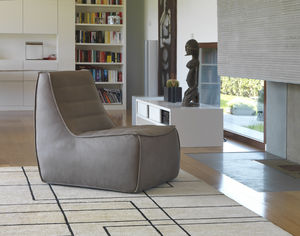 contemporary fireside chair / leather / indoor