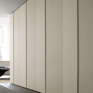 contemporary wardrobe / glass / lacquered glass / with swing doors