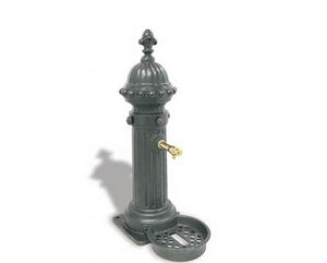 outdoor drinking fountain / cast iron