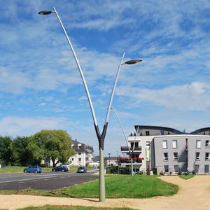 urban lamppost / contemporary / metal / LED