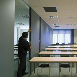 pivoting/sliding partition / laminate / professional / acoustic