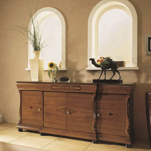 traditional sideboard / wooden