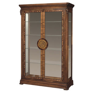 traditional display case / wooden