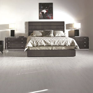 double bed / contemporary / with headboard / wooden