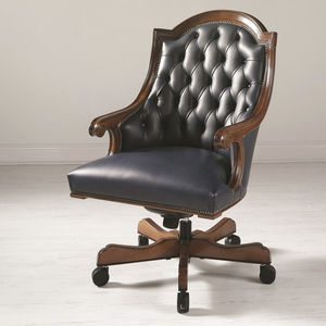 classic executive chair / leather / wooden / on casters