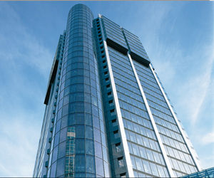 glass ventilated facade