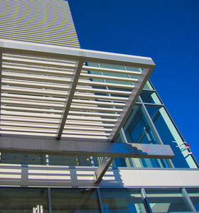 metal solar shading / facade
