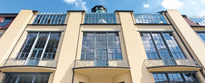 flat-drawn glass for restoration