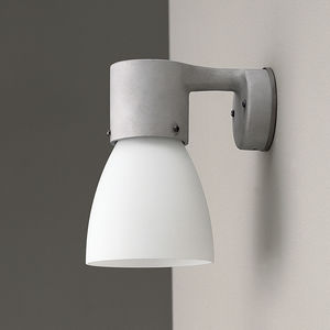 contemporary wall light / bathroom / outdoor / cast aluminum