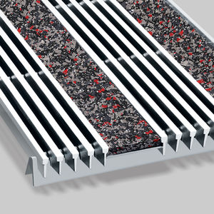 commercial entrance mat / recycled rubber / stainless steel