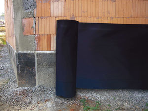 roll waterproofing membrane / for foundations / EPDM / protection