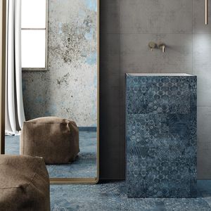 free-standing washbasin / square / porcelain / contemporary