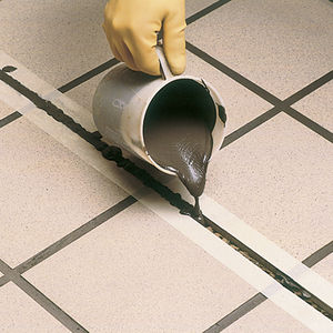 elastic sealant / polyurethane / leak-proofing