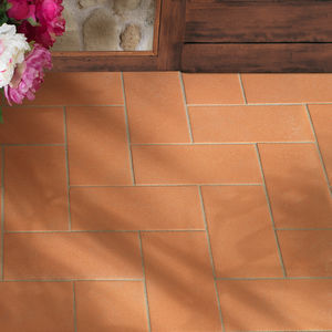 indoor tile / floor / terracotta / brushed