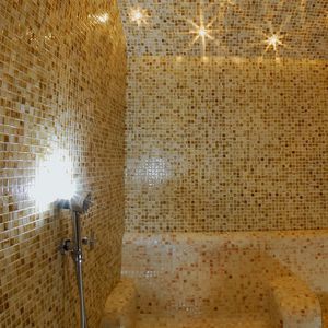 steam room