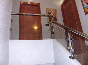 indoor railing / glass / with bars / for stairs