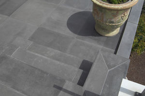 indoor tile / outdoor / floor / concrete