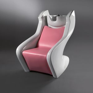shampoo chair with footrest