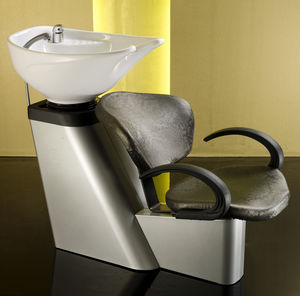 shampoo chair