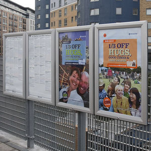 wall-mounted display panel / indoor / outdoor / magnetic