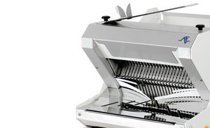 bread slicer / commercial
