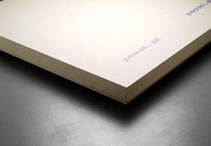 polyurethane (PUR) core two-component insulation board / plaster coated