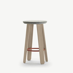 bar stool / contemporary / oak / leather
