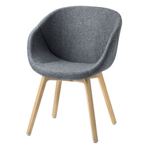 contemporary visitor armchair / fabric / leather / oak