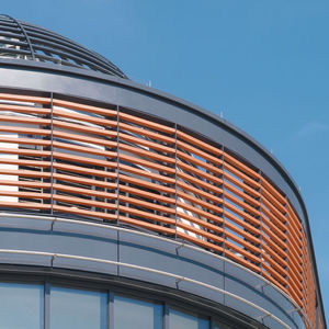terracotta solar shading / for facades / vertical
