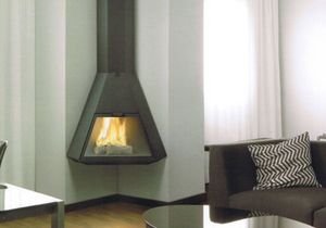wood fireplace / contemporary / closed hearth / corner