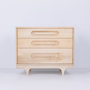 contemporary chest of drawers / solid wood / maple / wood veneer