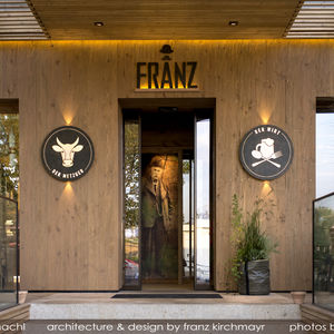 door signage plate / wall-mounted / metal / luminous