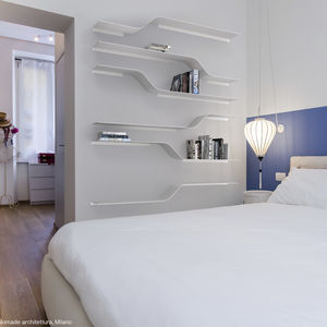 modular shelf / wall-mounted / contemporary / aluminum