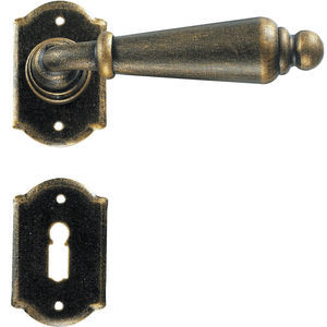 door handle / iron / traditional