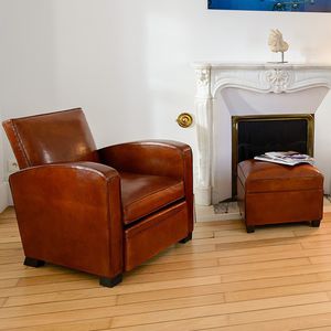 traditional armchair / leather / beech / club