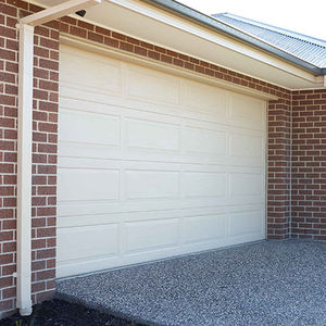 sectional garage doors / steel / automatic