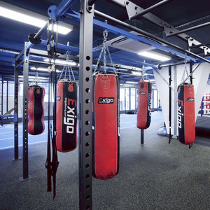 EPDM flooring / recycled rubber / for sports facilities / roll