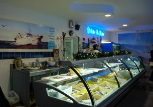 refrigerated display counter / for shops / for pastry shops / for bakeries