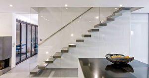 straight staircase / concrete steps / overhead / without risers