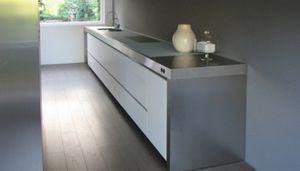 contemporary kitchen / stainless steel / island / lacquered