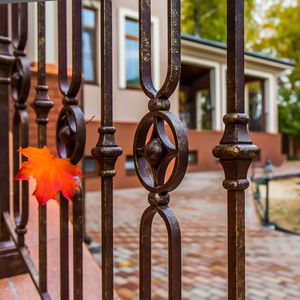 wrought iron railing / with bars / indoor / for stairs