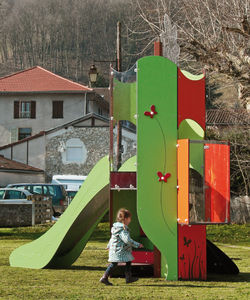 outdoor playhouse / garden