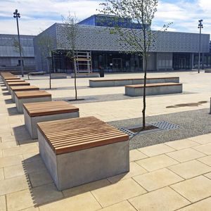 public bench / contemporary / wooden / concrete
