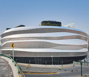 stainless steel cladding / reflective / 3D / panel