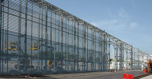 industrial fence / with bars / metal