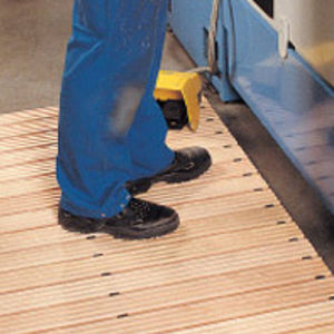 beech grating / for industrial flooring / non-slip / security
