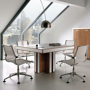 contemporary boardroom table / wooden / rectangular / square
