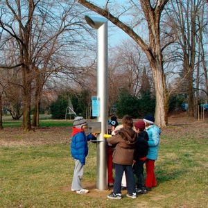 playground equipment for science theme parks