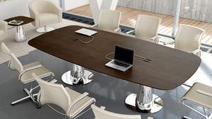 contemporary boardroom table / wooden / oval