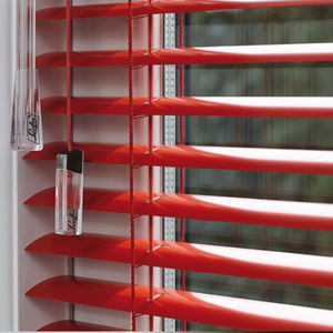 Venetian blinds / aluminum